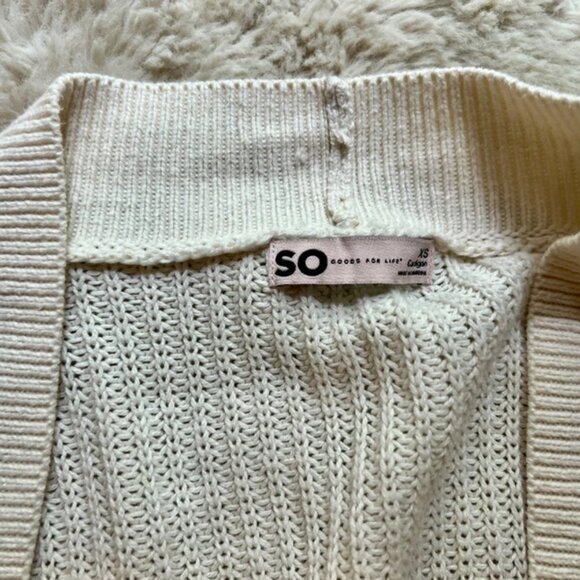 SO Cream Knit Cardigan – Size XS – Cozy & Stylish - Picture 3 of 4